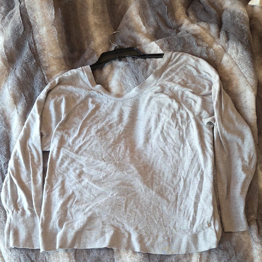 Victoria's Secret Light Gray Long Sleeve Top